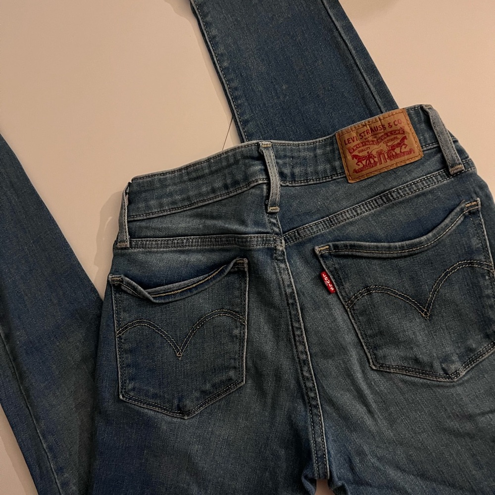 Levi's Women's Low Waisted Denim Jeans